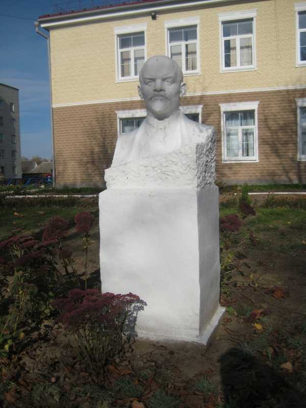 Памятник Ленину В.И.-14.jpg